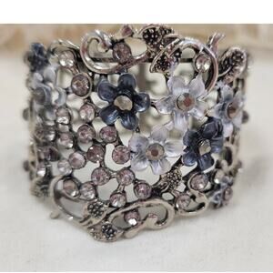Unmarked Vintage Wide Cuff Bracelet with Floral Filigree and Rhinestones 6.25